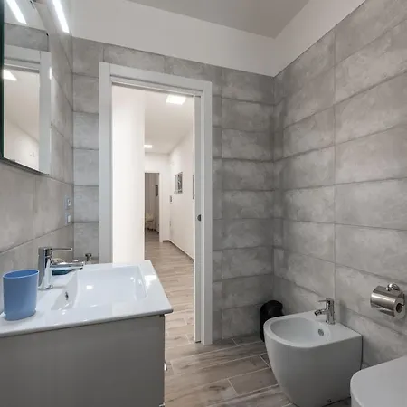 Chic House * Bari