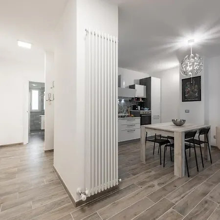 Holiday home Chic House